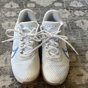 Nike Vapor Pro White tennis court shoes